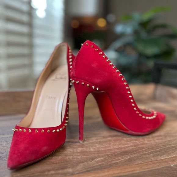 💯 AUTH Christian Louboutin Anjalina 100 pumps red in suede with gold spikes - Picture 5 of 15